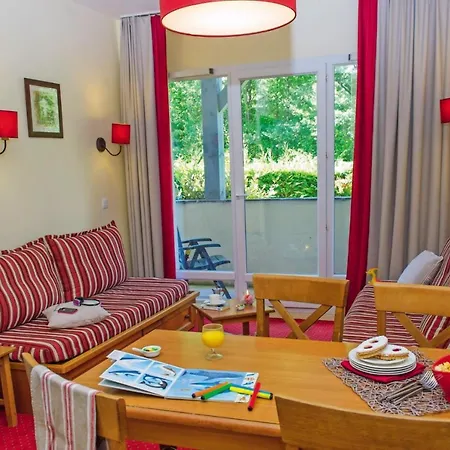 Les Rives De L'aure S4 Resort *